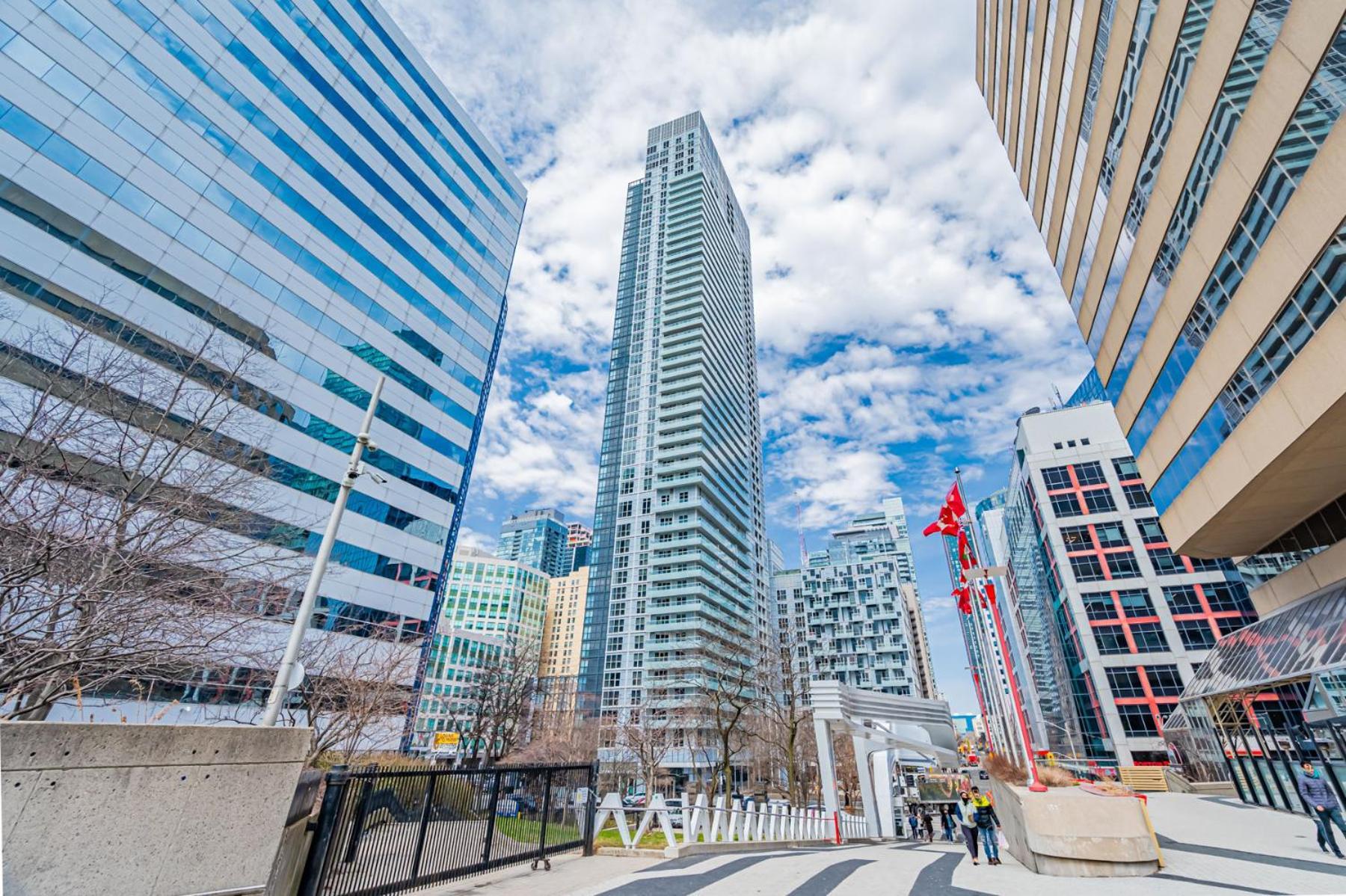 City Suites Toronto Downtown Exterior photo